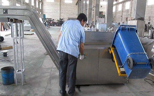 大型厨房麻豆一区二区三区设备